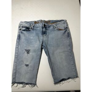 Six -6- Jeans Women’s Distressed Straight leg Shorts Size  L Blue  See Notes